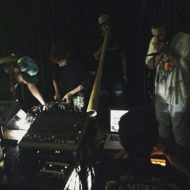 The jam session: Zhoobin Askarieh, Magic Mind, OESTI and a guest