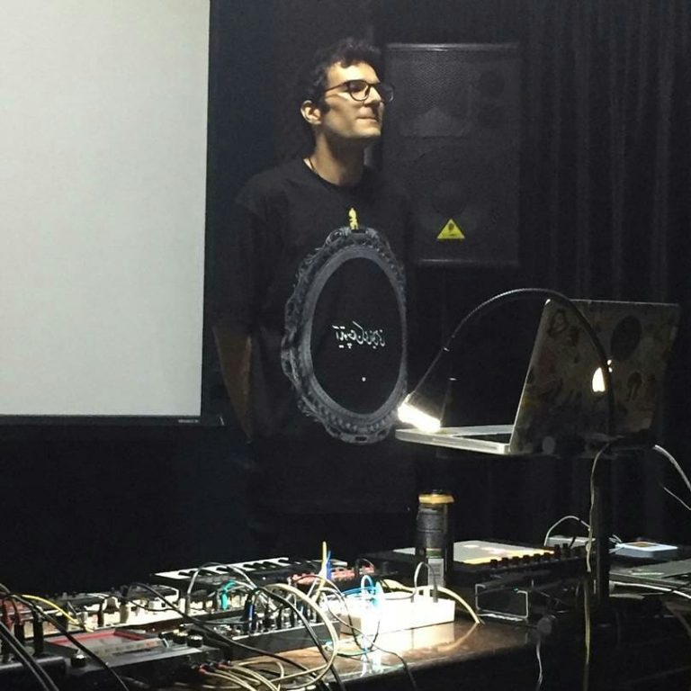 OESTI starting his set
