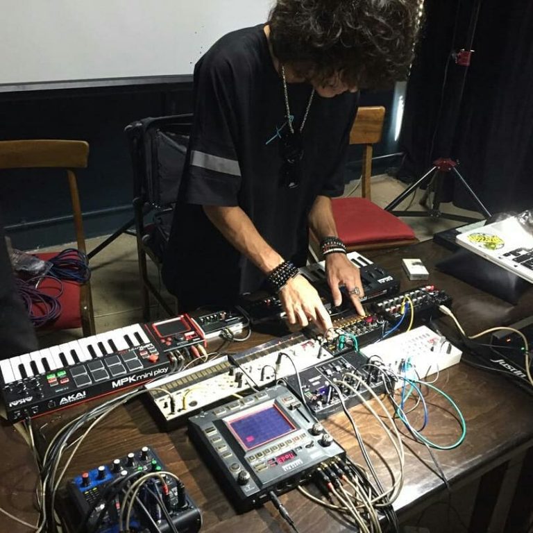Kasra 4k7 setting up